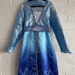 Disney Frozen Princess Elsa Dress with blonde hair piece and bow size 4/6